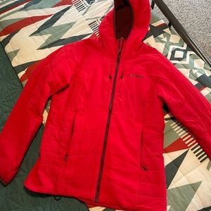 Patagonia women’s nano puff hooded jacket